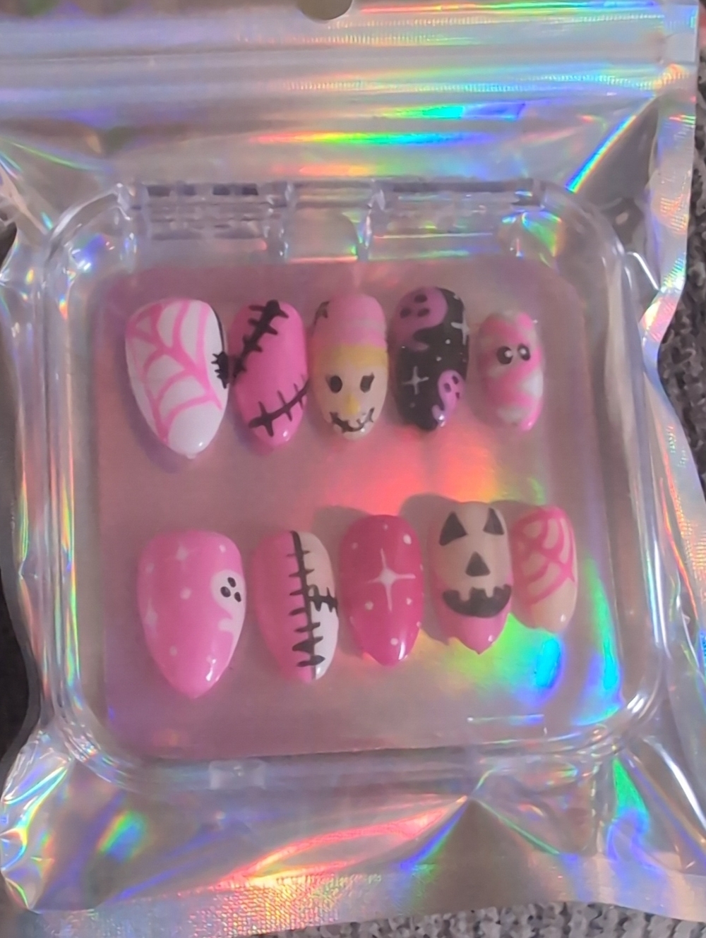 Handmade-Pink Halloween Press-On Nail Set